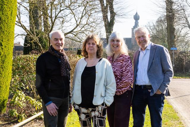 Van links naar rechts: Leo Kochen, Janneke Schieving, Jolanda Zoer en Arie de Muij.