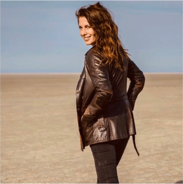 Basja Chanowski verhuisde tien jaar geleden naar Schiermonnikoog.