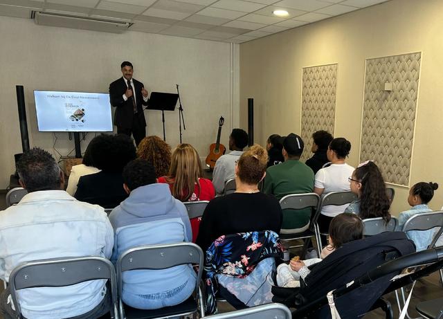 Een dienst van De Deur in Heerenveen.