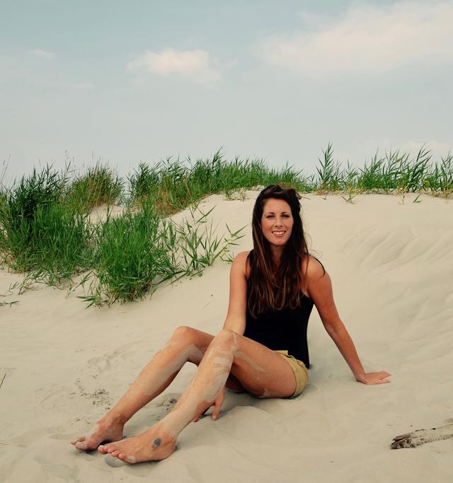 Basja Chanowski regelde de violisten van Claude vanaf Schiermonnikoog.