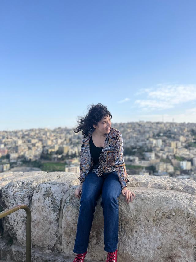 Sahar op de Citadel, een centrale heuvel in Ammam van waar je bijna de hele stad kan zien..