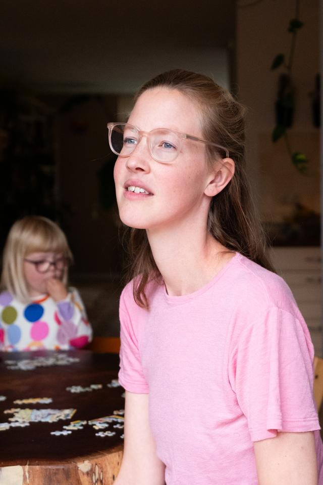 Krista is niet het type dat bij de pakken neer gaat zitten. Aan reacties als 'het is oneerlijk' en 'waarom jij' heeft ze ook niets. ,,Het is voor iedereen oneerlijk."