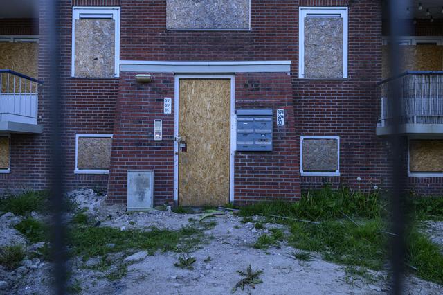 De flat in Appingedam die voorlopig niet gesloopt kan worden. 