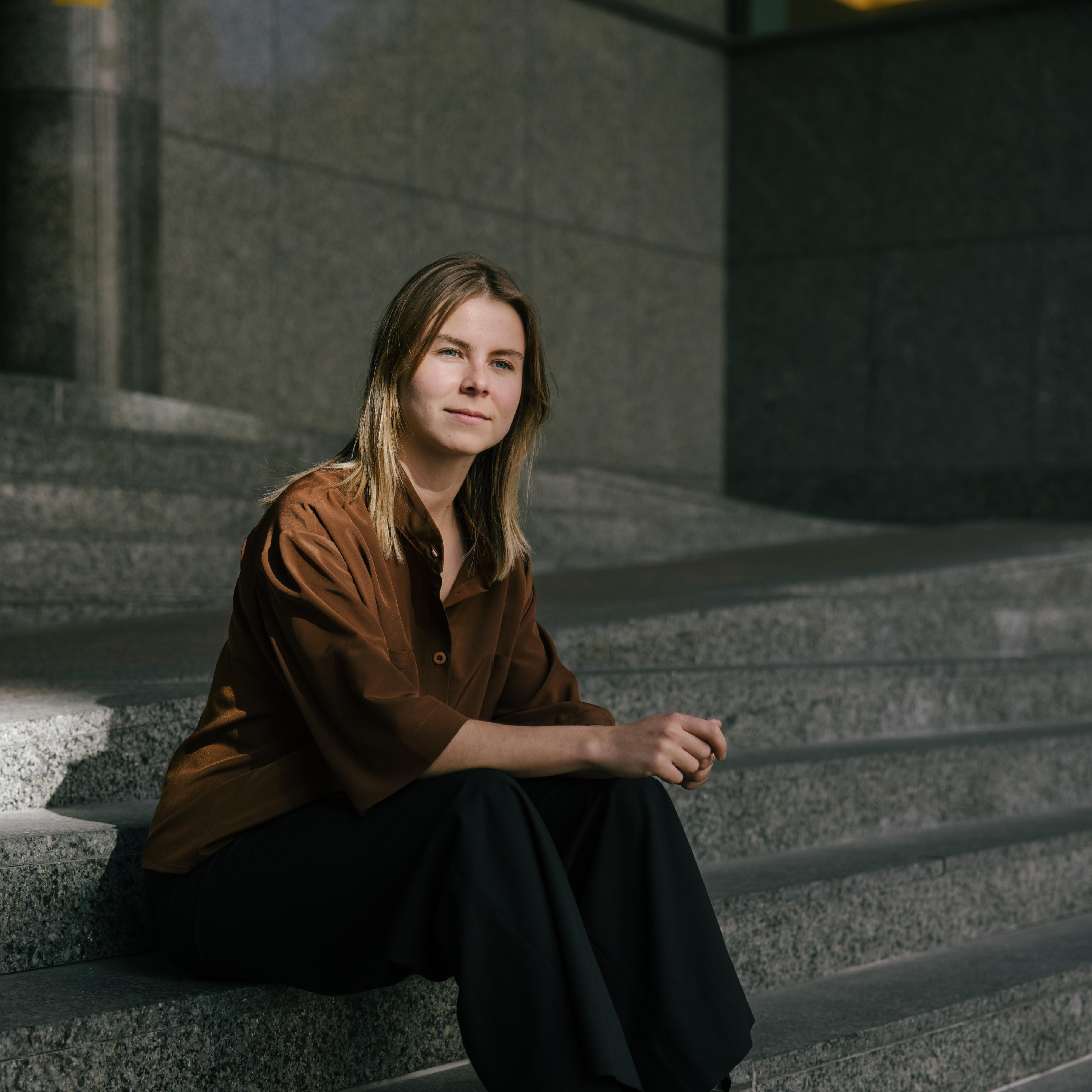 Anna Strolenberg bezoekt landen om te kijken hoe de voorbereidingen voor het EU migratiepact gaan. 