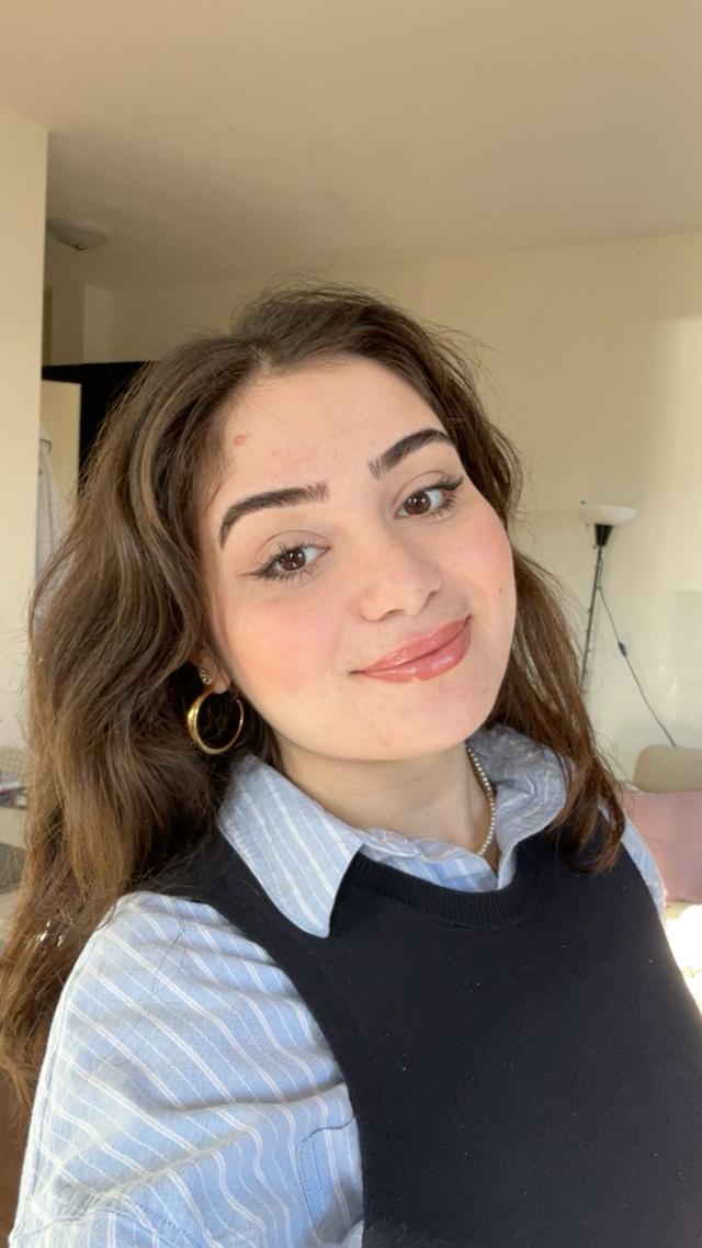 Ece Aydın (24) uit Turkije blijft nog wel een tijdje in Groningen.
