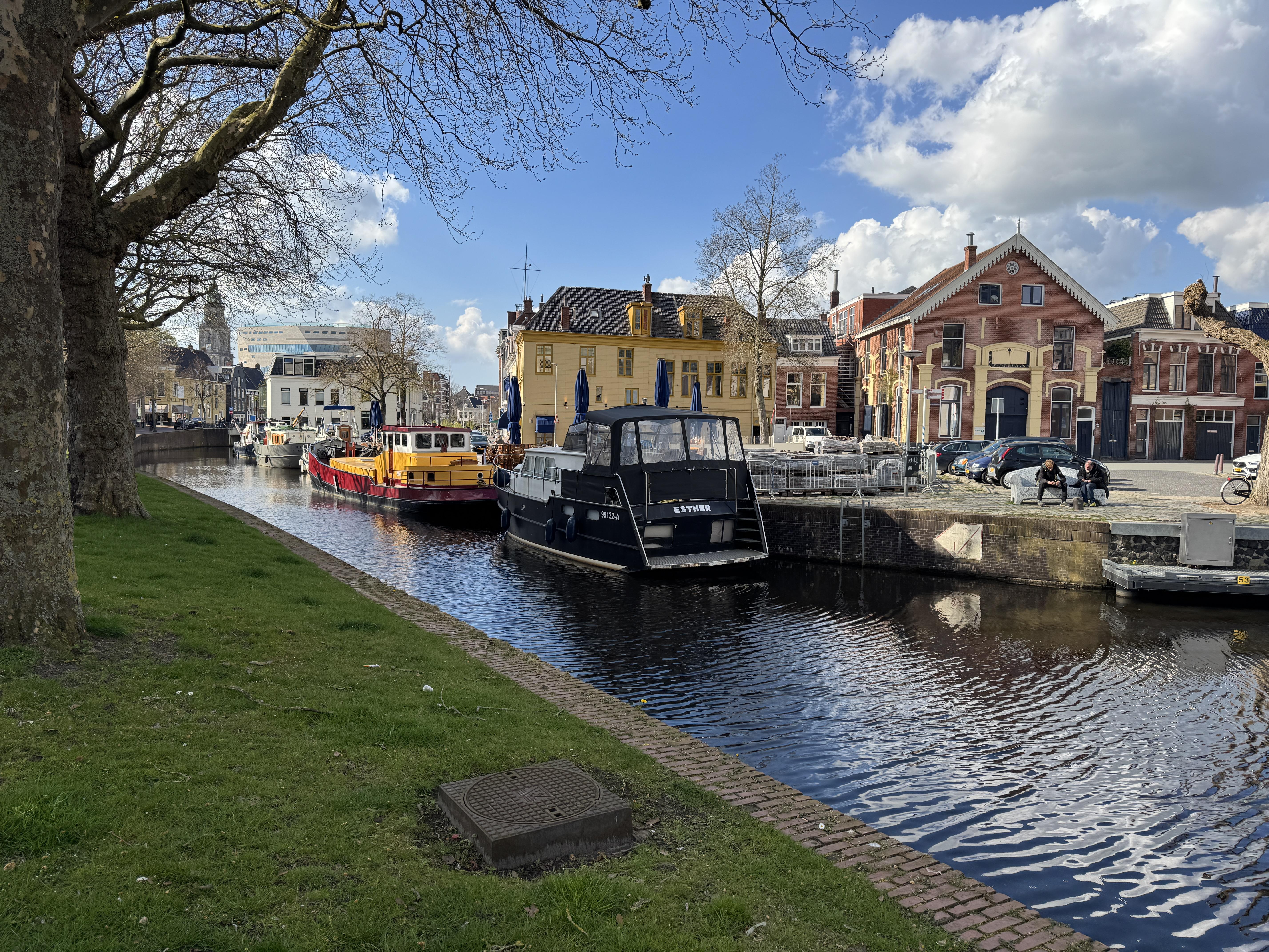 Voor het gros van deze boten is straks geen plek meer in de Oosterhaven.