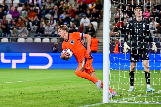 Luciano Valente tekende in het duel met Jong Finland voor de aansluitingstreffer. 