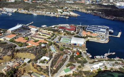 De marinebasis Parera op Curaçao waar de veertien aangehouden militairen uit Assen waren gelegerd.