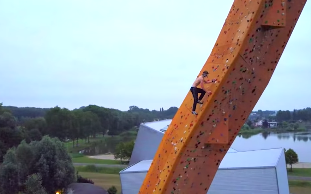 Schermafbeelding uit de video. Foto: YouTube