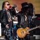 Axl Rose en Slash van Guns N' Roses komen in juni 2022 naar Groningen.