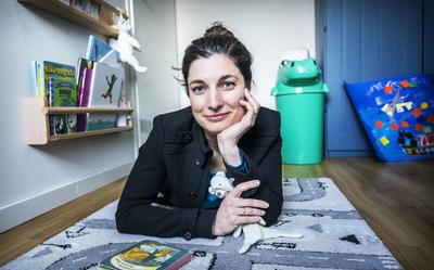 Jojanneke Bastiaansen heeft het boek 'Babybullshit en hoe het echt zit' geschreven. Het verschijnt 25 januari bij Uitgeverij Boekerij. Ze promoveerde in de neurowetenschappen, heeft voor GGZ Friesland gewerkt, werkt bij het Universitair Medisch Centrum Groningen en is columnist voor Ouders van Nu.