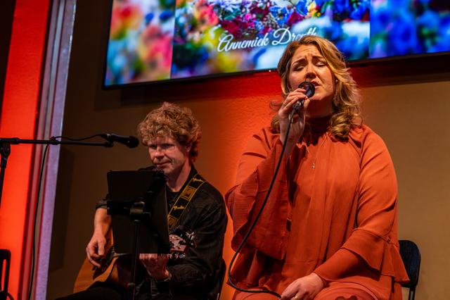 Annemiek Drenth: 'Deze muziek gaat van hart tot hart.'