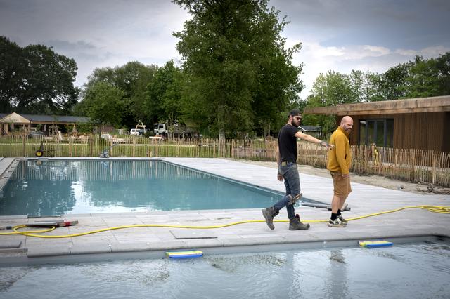 Het terrein krijgt een eigen zwembad.