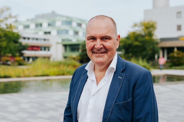 Albert-Jan Jakobs wethouder wonen. 