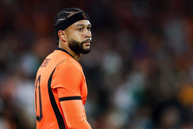 Memphis houdt zijn haarband er in.  