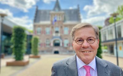 Oud-burgemeester Berry Link.