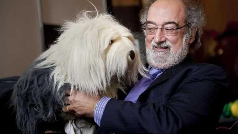 Danny Verbiest met Samson, de hond die dankzij Verbiest een stem kreeg.