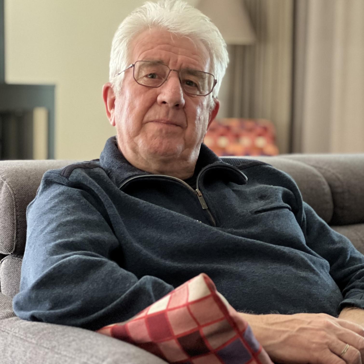 Oud-raadslid Klaas Kuipers van GroenLinks zegt na 52 jaar zijn partijlidmaatschap op.