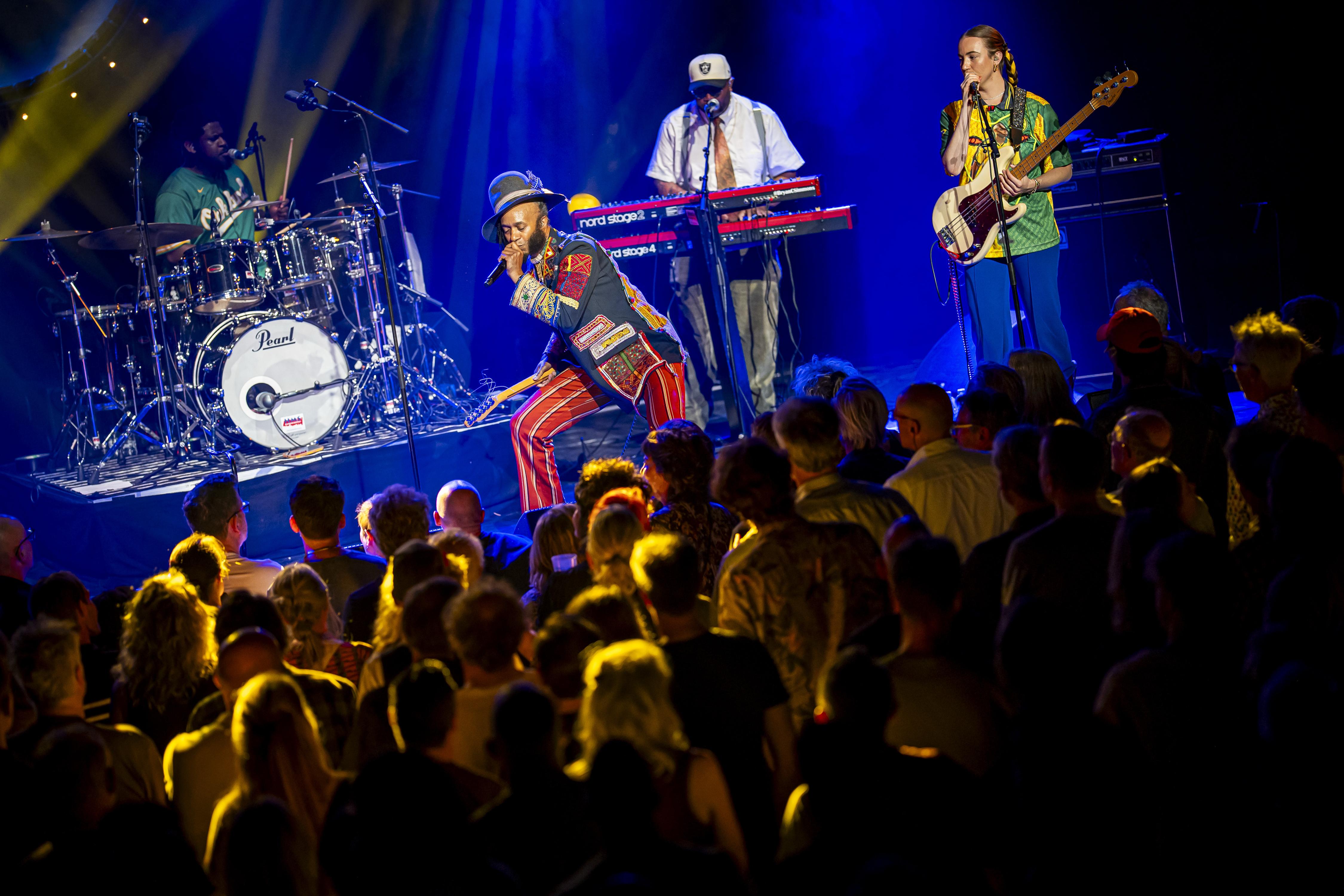 Fantastic Negrito tijdens de Rhythm & Blues Night in De Oosterpoort.