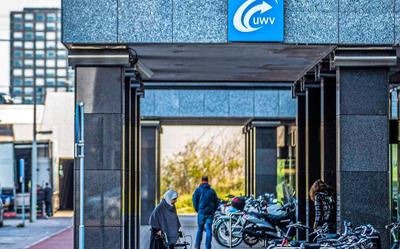 Het UWV negeerde protesten en waarschuwingen over onrechtmatig verzamelen van gegevens, blijkt uit onderzoek van NOS en Nieuwsuur. 