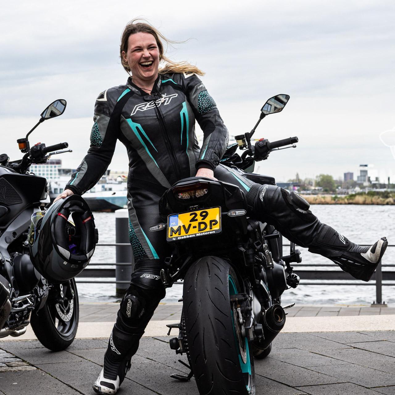 Laura Prins overleed bij een ongeluk in Duitsland. Familie en vrienden hopen dat veel motorrijders haar willen begeleiden op haar laatste rit naar het uitvaartcentrum.
