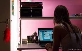 Steeds meer minderjarigen krijgen te maken met online seksueel geweld.