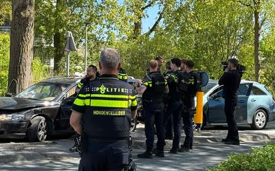 Politie lost waarschuwingsschoten na achtervolging in Groningen.