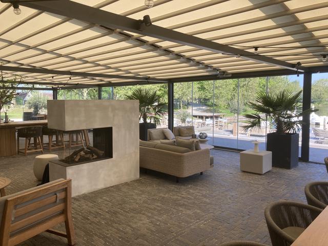 Een van de vernieuwde restaurants van Parc Sandur.