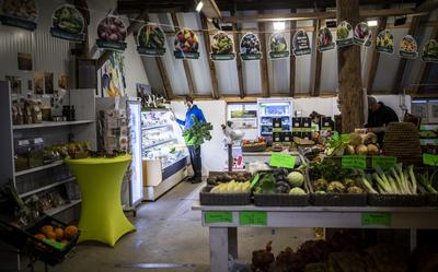 Boerderijwinkel Smilande, van Marinus en Ineke Dikboom, in Smilde.