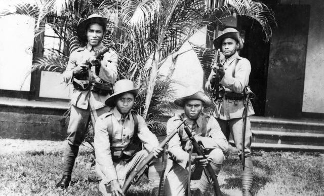 KNIL-militairen in voormalig Nederlands Indië.