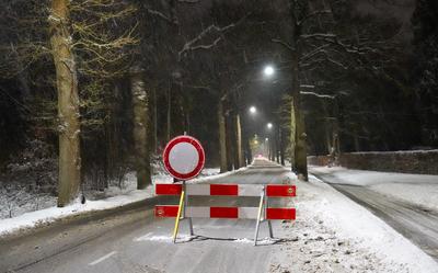 De N373 tussen Roden en Norg werd afgesloten.