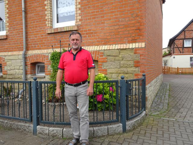                                
Peter Fries werd gemeenteraadslid bij de eerste vrije verkiezingen. Hij is in 2023 herkozen als burgemeester.                               