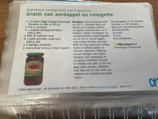 Gratin van aardappel en courgette. 