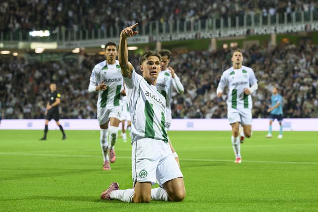 Brynjíolfur Willumsson viert zijn gelijkmaker voor FC Groningen in de Derby van het Noorden, eerder dit seizoen.