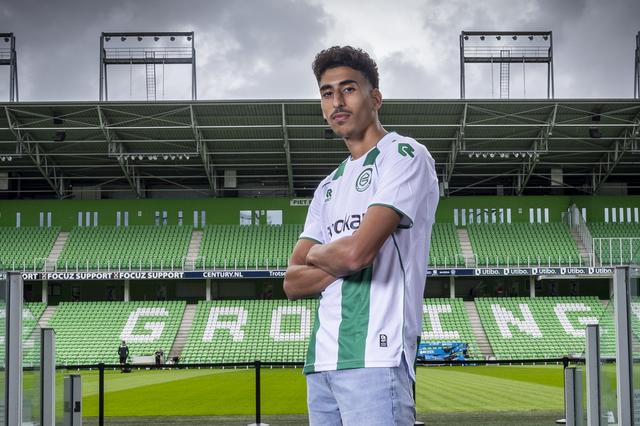 Younes Taha wordt door FC Groningen voor één seizoen gehuurd van FC Twente.