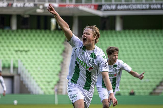 Luc Kort viert zijn doelpunt in de bekerfinale tegen Ajax.