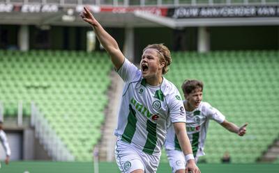 Luc Kort viert zijn doelpunt in de bekerfinale tegen Ajax.