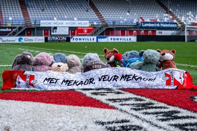 FC Emmen roept supporters op om vrijdag een cadeautje voor kinderen in de regio mee te nemen.