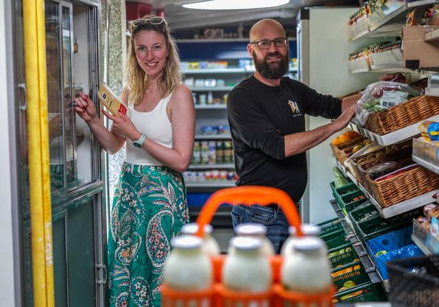 Eline de Vries en Romke Wielstra.
