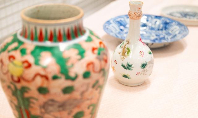 Vier van de zeven teruggevonden objecten zijn gerestaureerd en worden bewaard in het depot Kolleksjesintrum Fryslân.