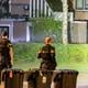 Na een steekpartij in Noardburgum viel de politie een woning binnen aan de Reiddekkersstrjitte.