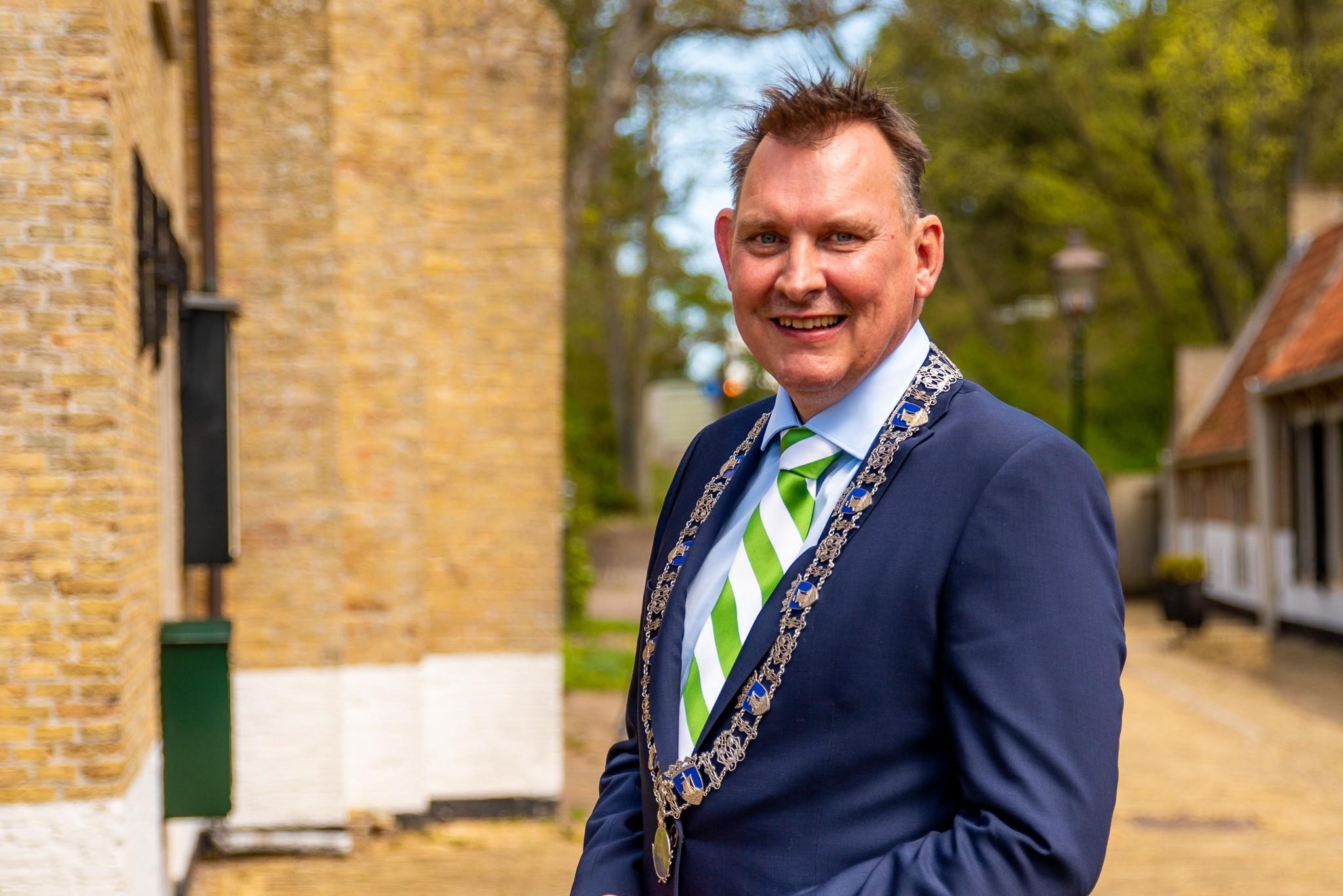 Burgemeester Michiel Schrier van Vlieland.