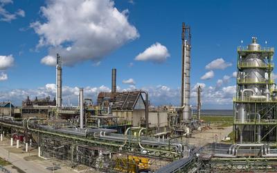 BioMCN in Delfzijl heeft CO2 nodig voor de productie van methanol.