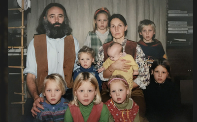 Een gezinsfoto van de familie Van D.