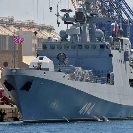 Het Russische fregat Admiral Grigorovich.