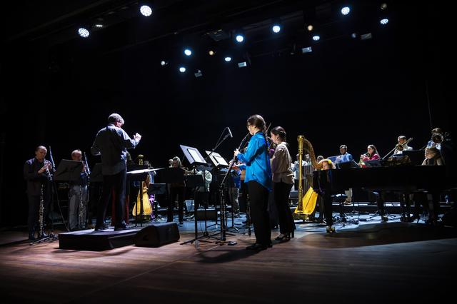 Voor het eerst sinds 1976, toen het spraakmakende stuk in Groningen in première ging, klonk 'De Staat' van Louis Andriessen weer in De Oosterpoort.