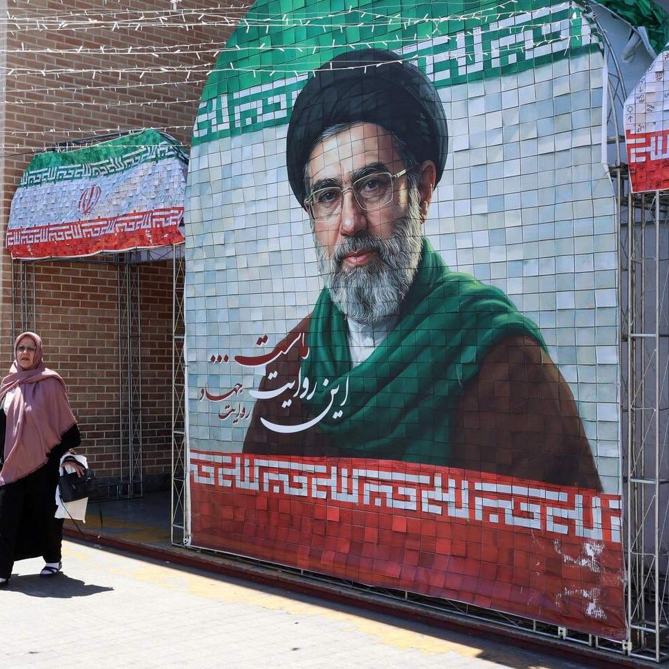 Hoewel de Iraanse opperste leider Mojtaba Khamenei de overeenkomst met de Verenigde Staten heeft goedgekeurd, zegt hij dat hij eigenlijk „een andere mening” had.
