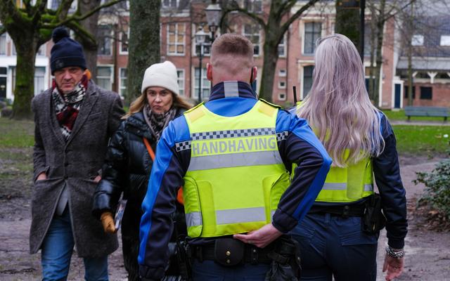 Boa's Melissa en Wesley doen hun ronde door de binnenstad van Groningen.