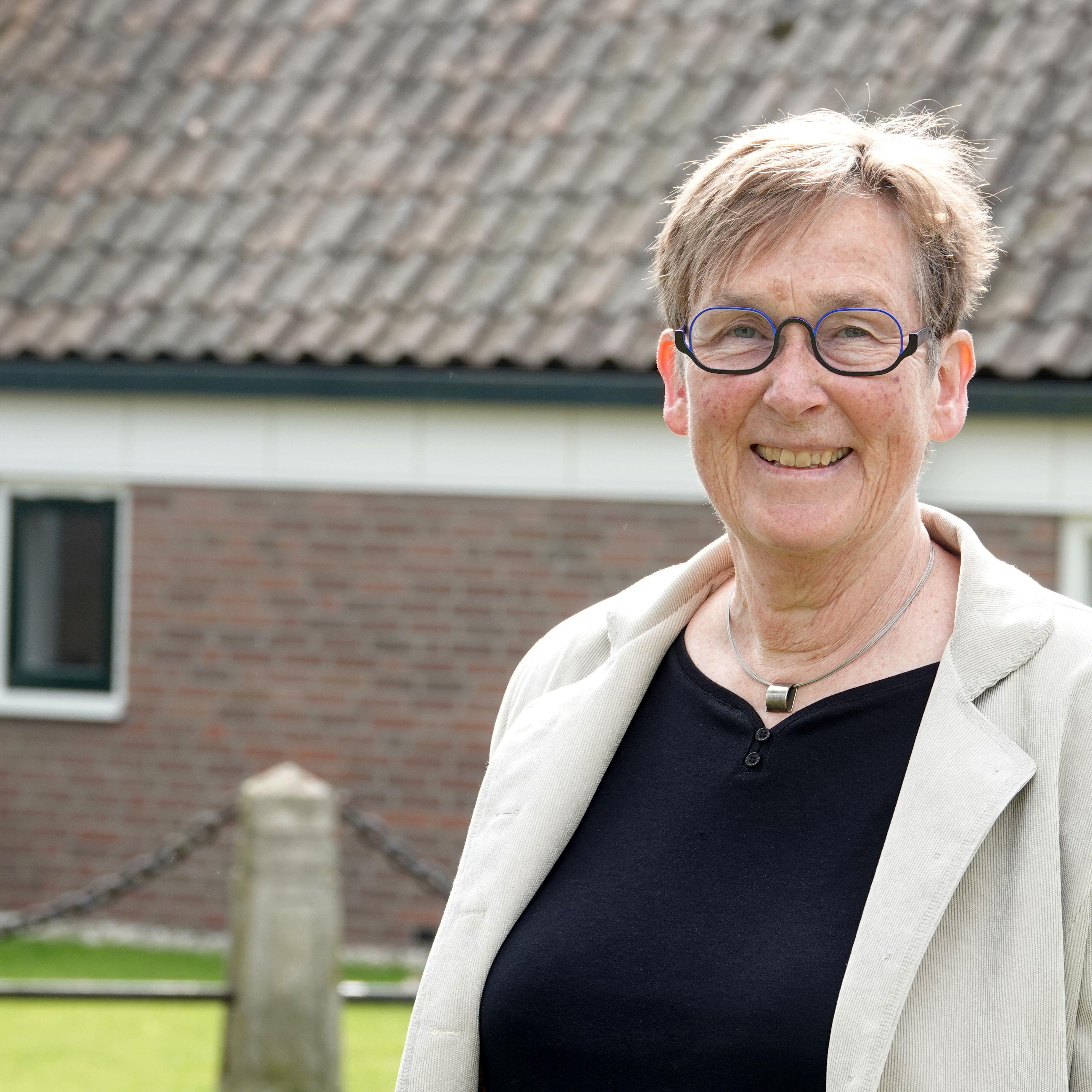 Grietje Smit (67) is de nieuwe voorzitter van Dorpsbelangen Dalen. „Ik heb het altijd belangrijk gevonden dat mensen zich kunnen ontwikkelen."