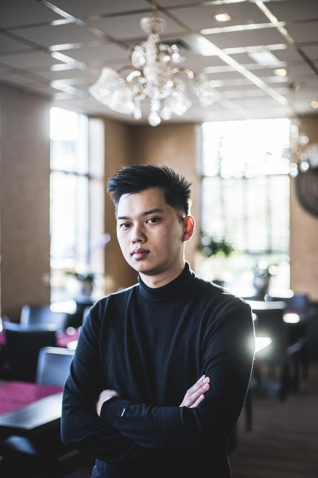 Jacky Wang: ,,Groningen is gewoon Stad voor mij. En toch word ik als buitenstaander gezien.’’